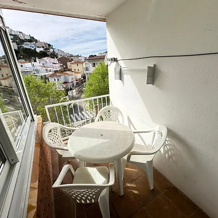 Apartment Agi Riera La Cuana