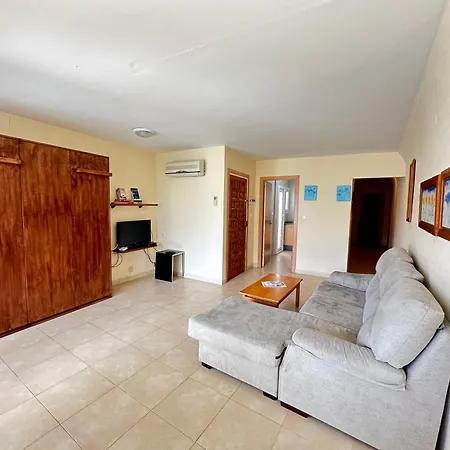Apartment Agi Riera La Cuana